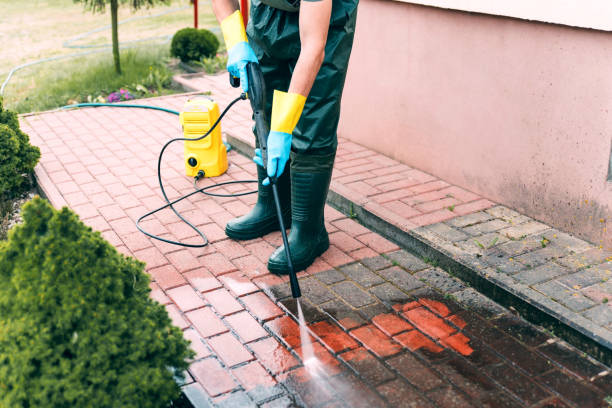 Best Driveway Pressure Washing  in Strongsville, OH